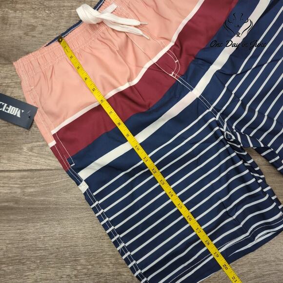 Mofiz Board Shorts Size XL - Picture 6 of 7